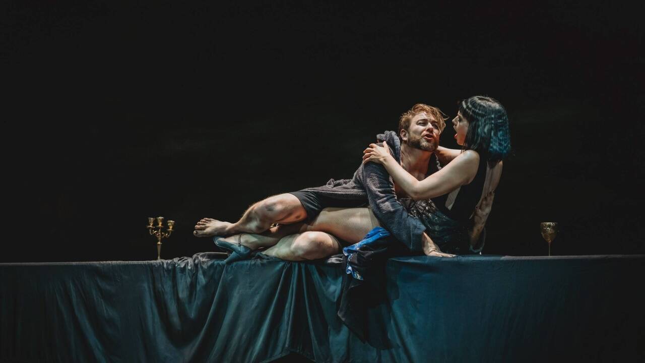 Bilder zu Brigitte Fassbaenders „Rheingold“-Inszenierung in Erl. Bilder zu Brigitte Fassbaenders „Rheingold“-Inszenierung in Erl.