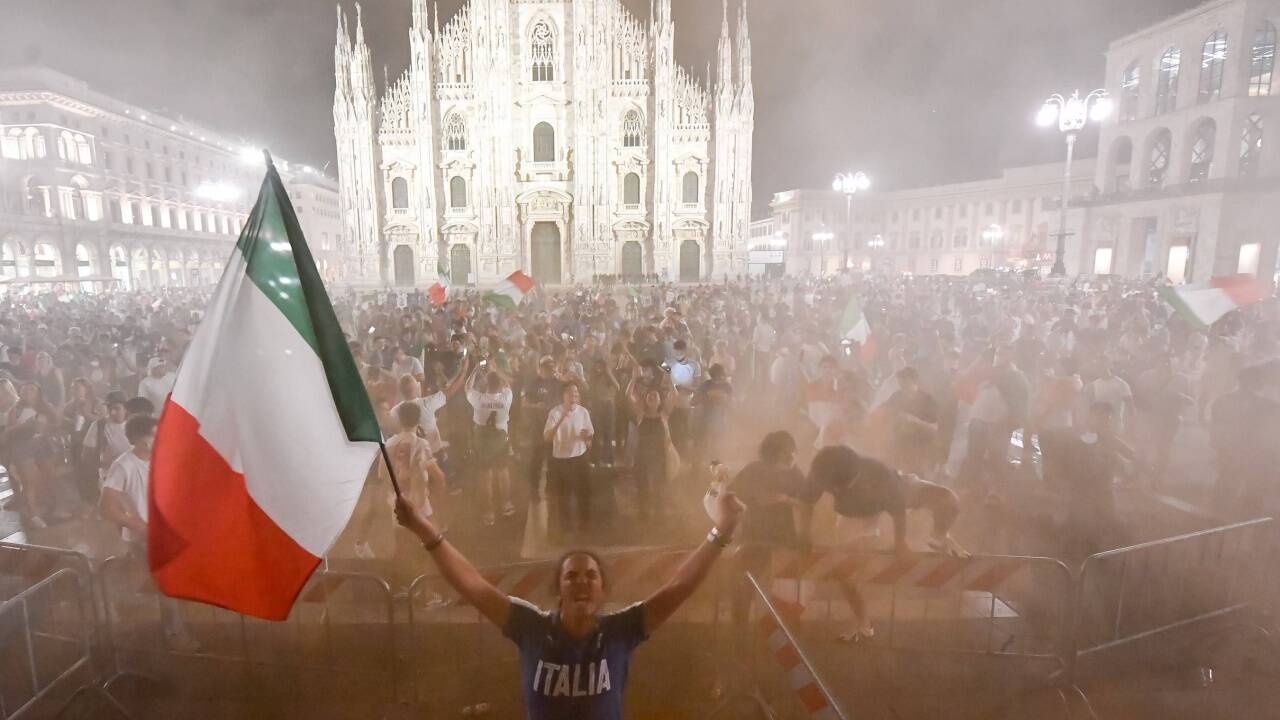 Italienische Fans feiern  
