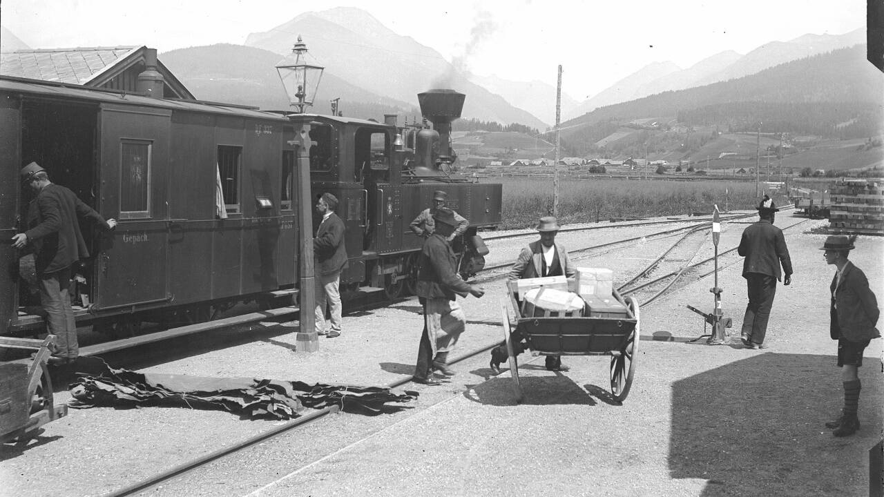 Die Murtalbahn am Bahnhof Tamsweg im Jahr 1920. 