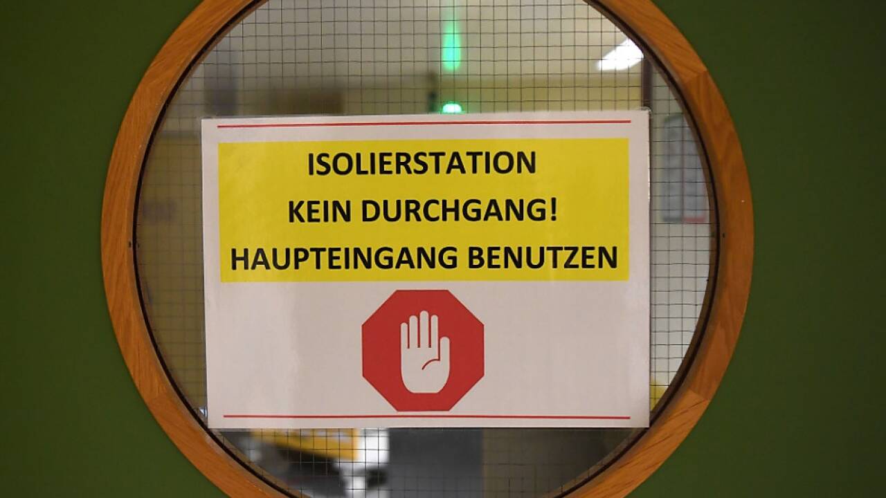Auch die Zahl der Covid-19-Erkrankten in Spitälern steigt wieder 