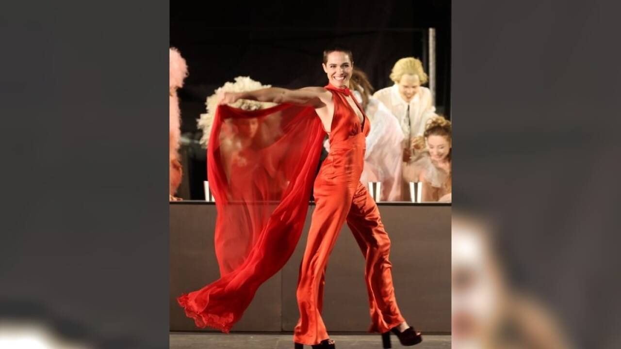 Verena Altenberger als Buhlschaft im „Jedermann“ der Salzburger Festspiele 2021. 
