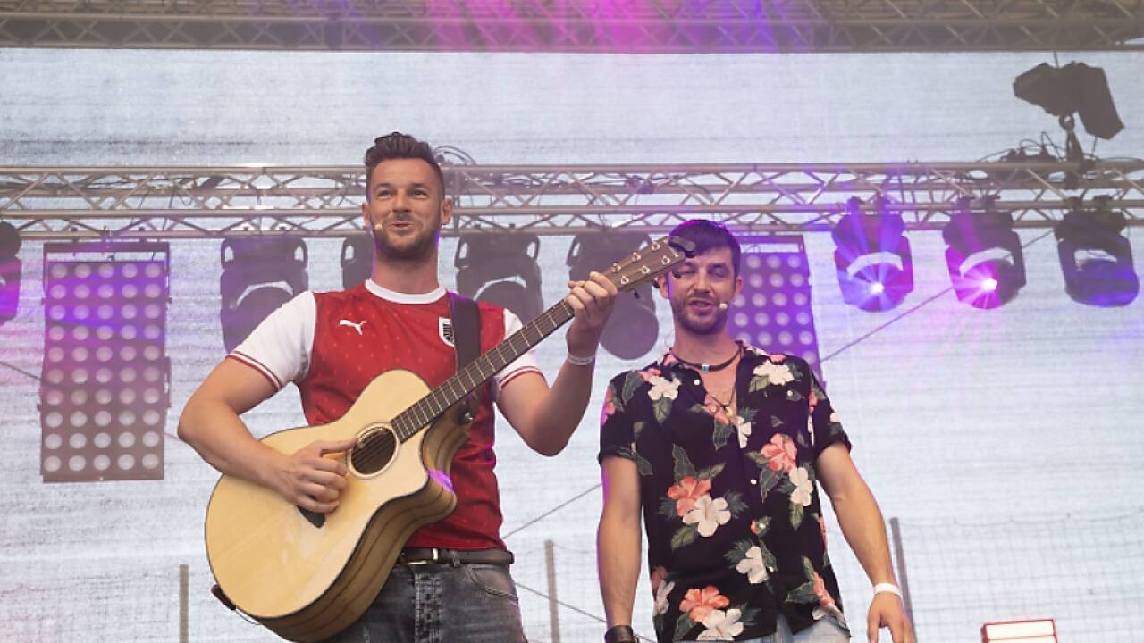 Pizzera & Jaus geben ein 