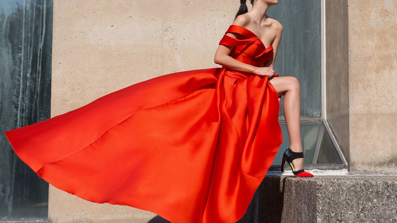 Wesen und Kleid sollen verschmelzen. 