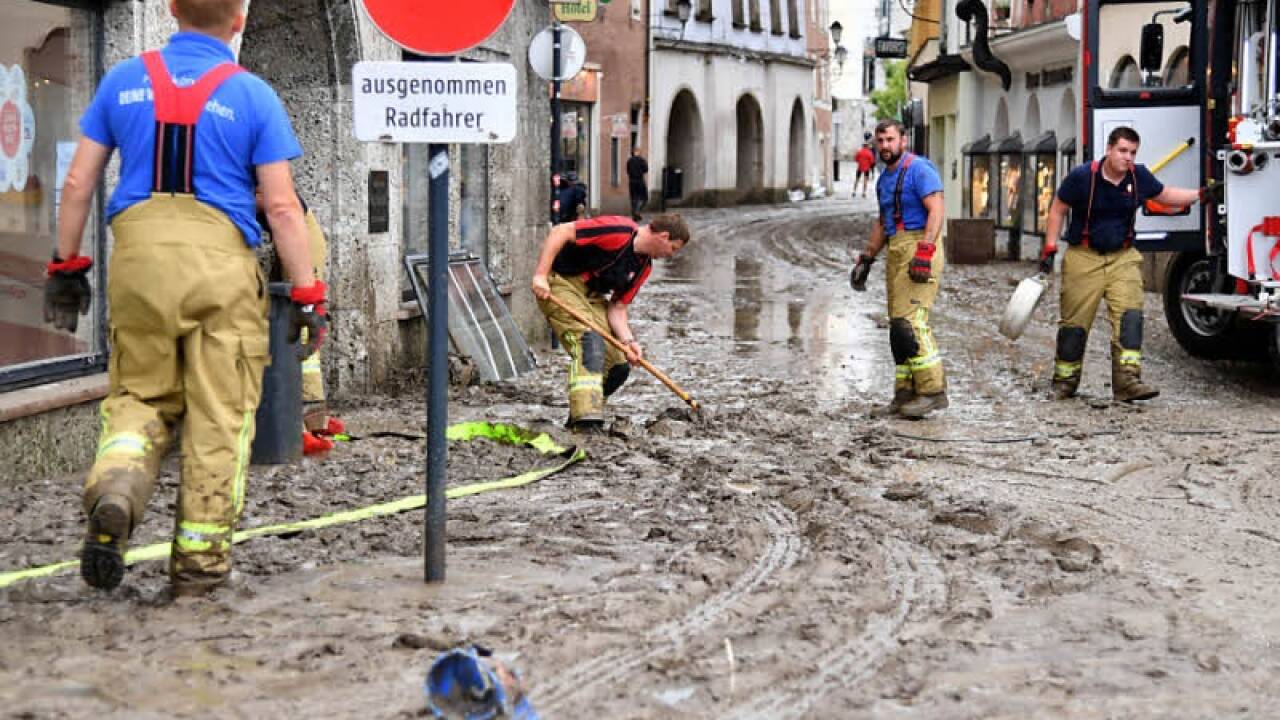 Innenstädte von Hallein und Kufstein unter Wasser 