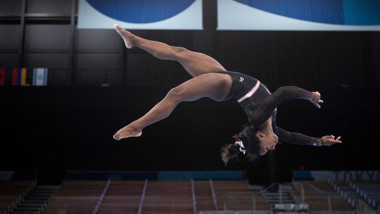 Superstar Simone Biles machte den Missbrauch an ihr und Kolleginnen öffentlich. Für sie bleiben trotz der Verurteilung des früheren Teamarztes noch viele Fragen nach der Verantwortung offen.  