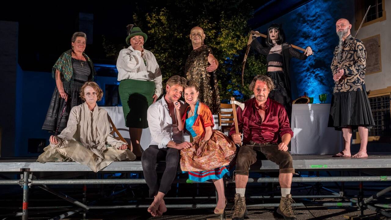 Das Jedermann-Ensemble. 