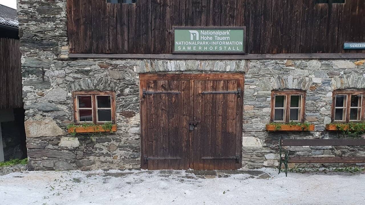 Die Feuerwehr Neukirchen am Großvenediger postete diese Bilder auf Facebook.  