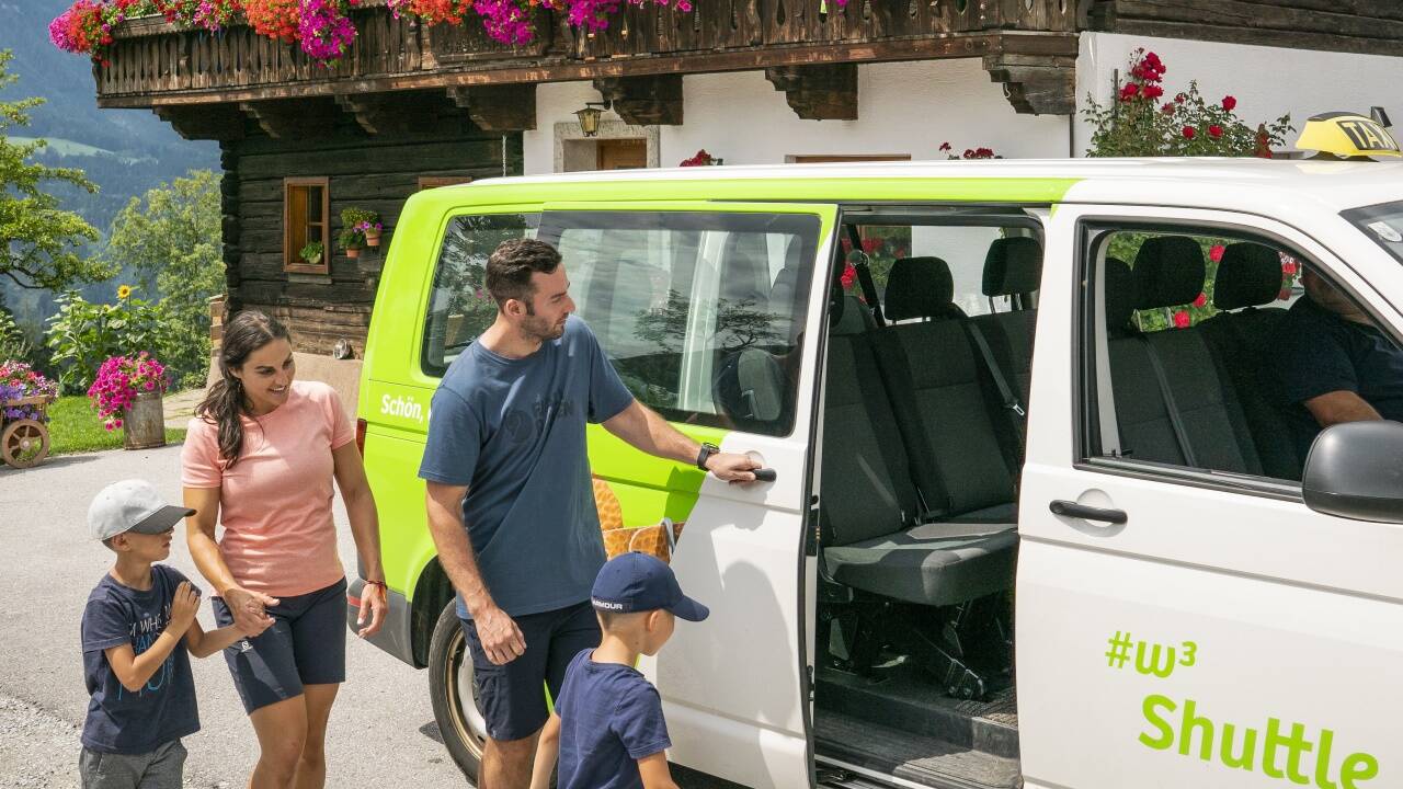 Nicht nur mit dem „w3 Shuttle“ war Werfenweng ein Pionier für sanfte Mobilität. Nicht nur mit dem „w3 Shuttle“ war Werfenweng ein Pionier für sanfte Mobilität.