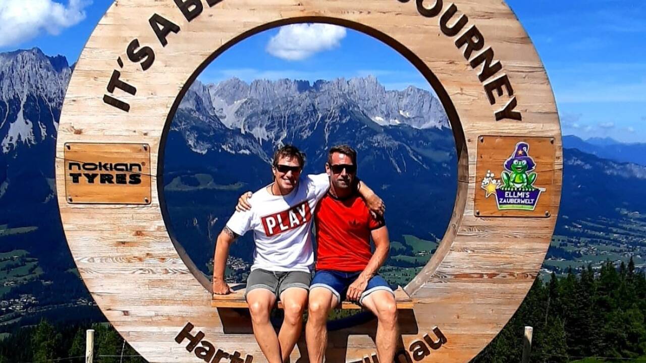 Die genetischen Zwillinge bei ihrem ersten Treffen: der Steirer Helmut Bruckner (links) und Marcus Ziegler aus Deutschland. Die genetischen Zwillinge bei ihrem ersten Treffen: der Steirer Helmut Bruckner (links) und Marcus Ziegler aus Deutschland.