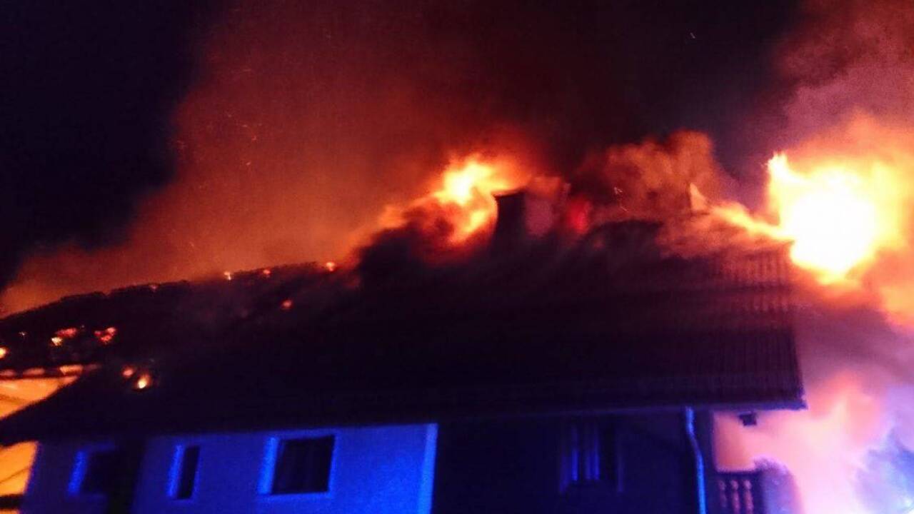 Das Objekt im Ortsteil Lintsching stand in der Nacht auf Sonntag in Brand.  