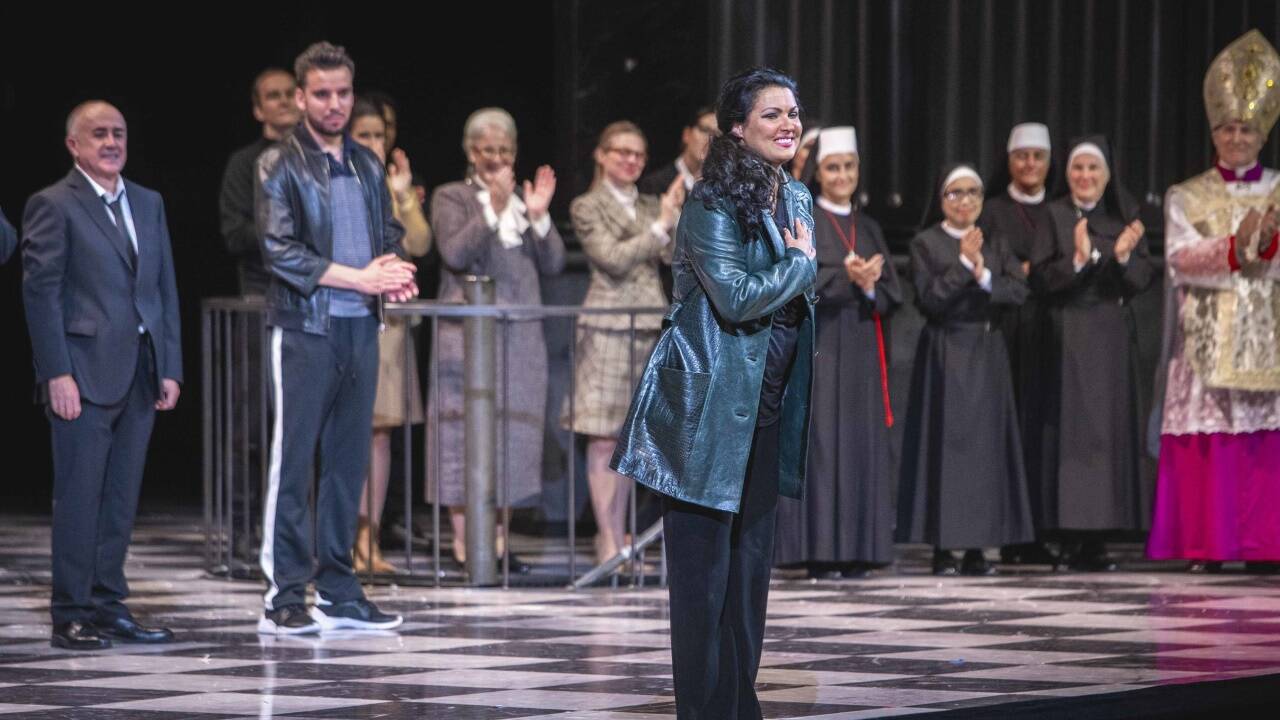 Anna Netrebko wurde im Großen Festspielhaus bejubelt, ihre Freude darüber war groß.  