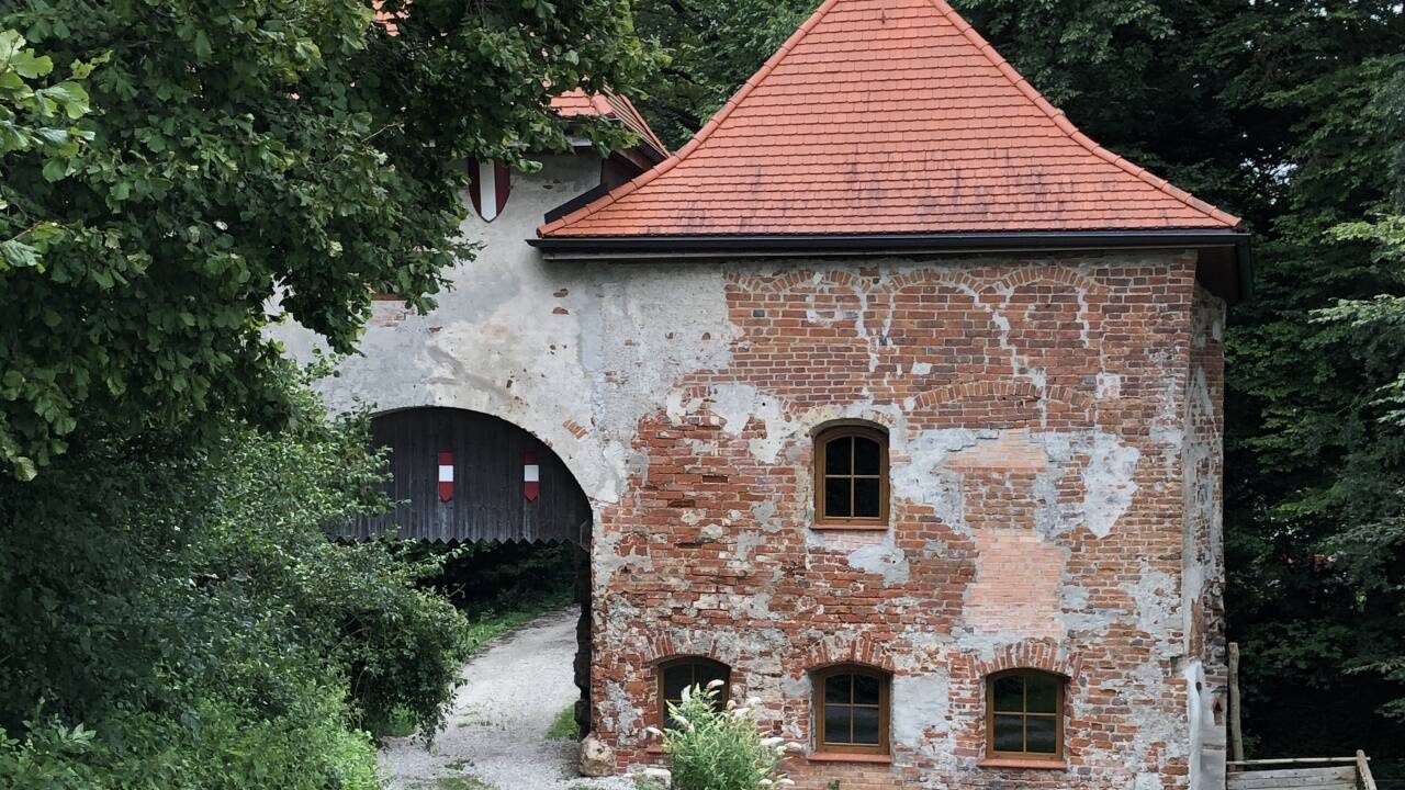 Der Torturm wurde in zahllosen ehrenamtlichen Arbeitsstunden renoviert.  