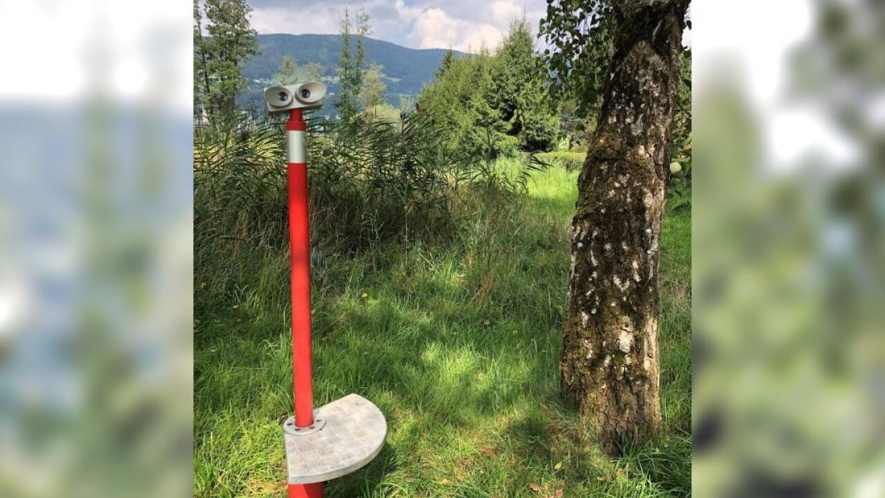 Daniel Zimmermann: „3D-Strukturen“, links vom Parkplatz am Badeplatz St. Lorenz (wenn man zum Mondsee blickt).  