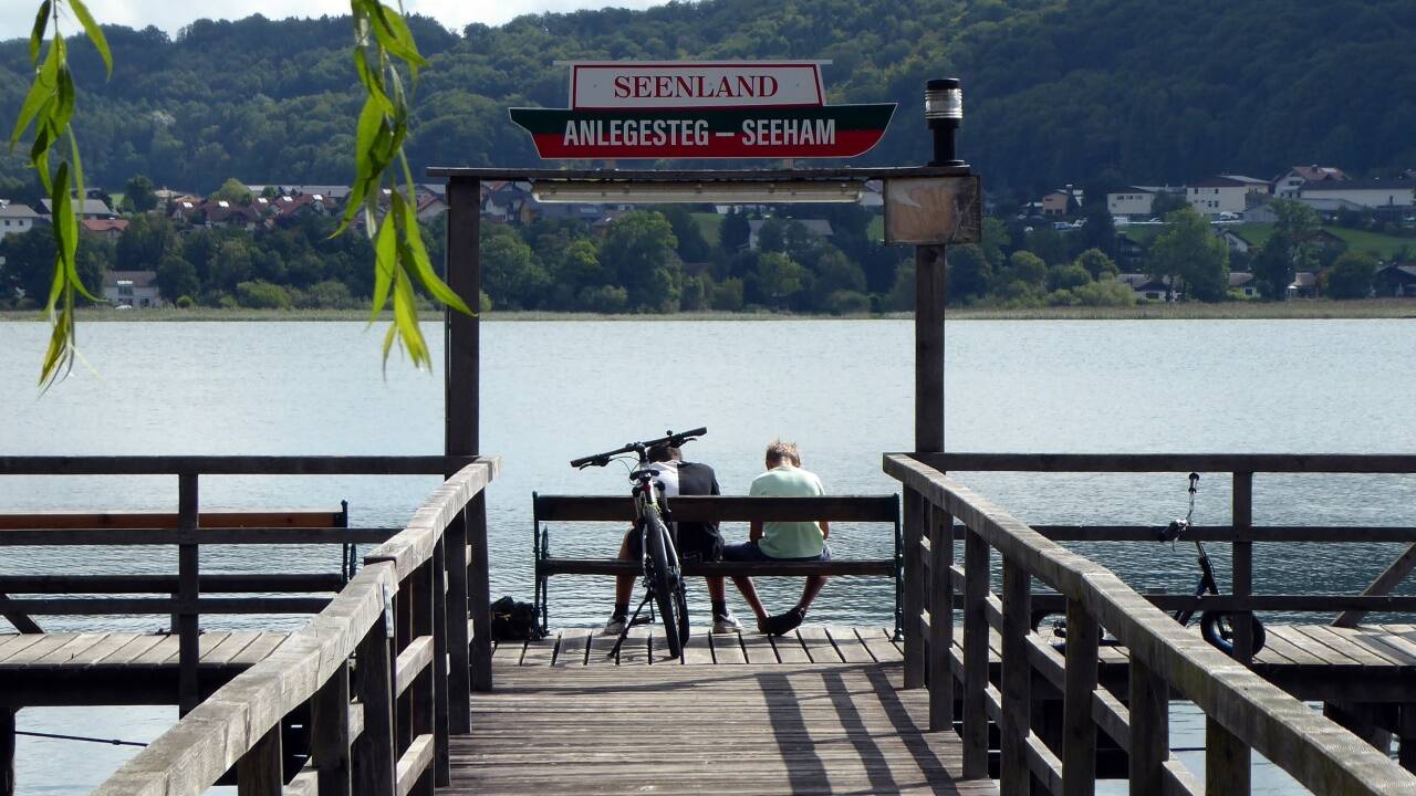Ob da heute noch ein Schiff kommt? Ob da heute noch ein Schiff kommt?