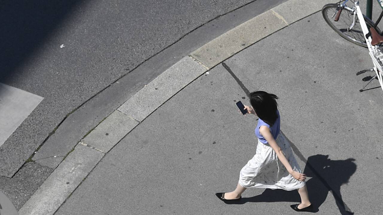 HoT und Magenta bei Markanteilen auf der Überholspur HoT und Magenta bei Markanteilen auf der Überholspur