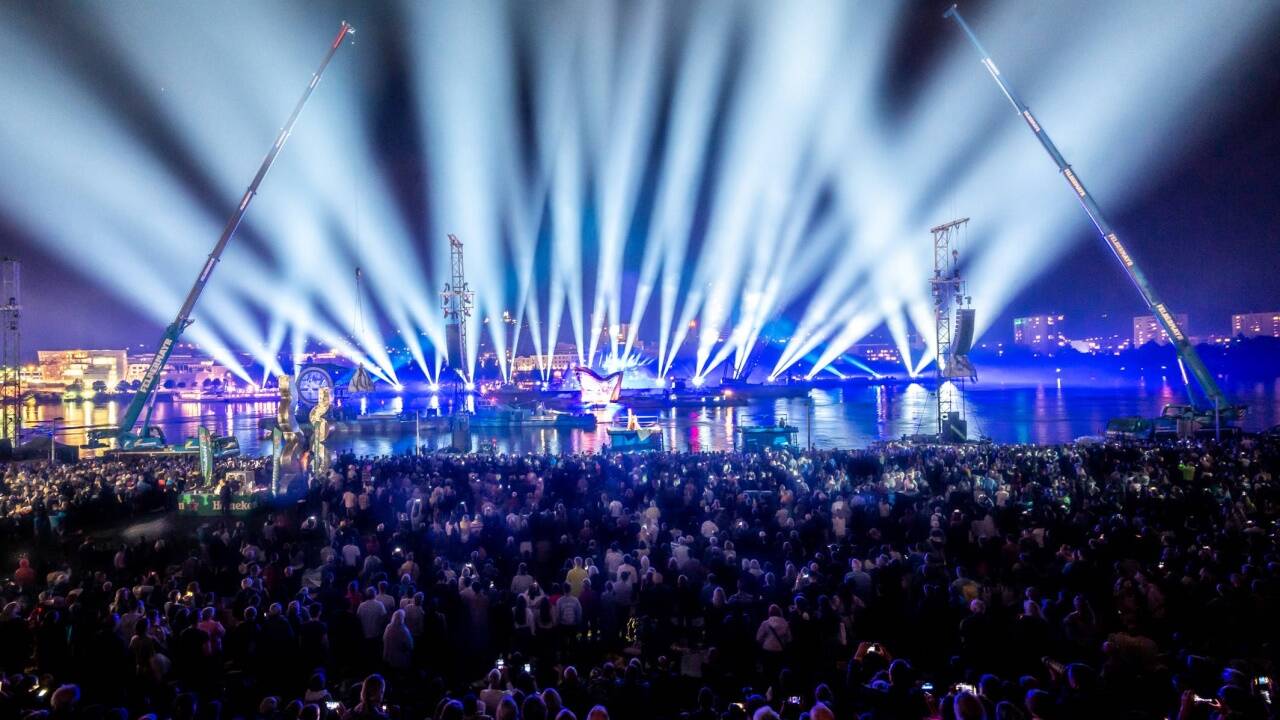 Linz hat seine Klangwolke zurück 