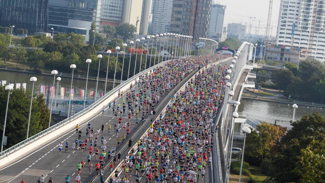 Nach dem coronabedingten Ausfall im vergangenen Jahr fand am Sonntag erstmals seit 2019 wieder der Vienna City Marathon statt. 