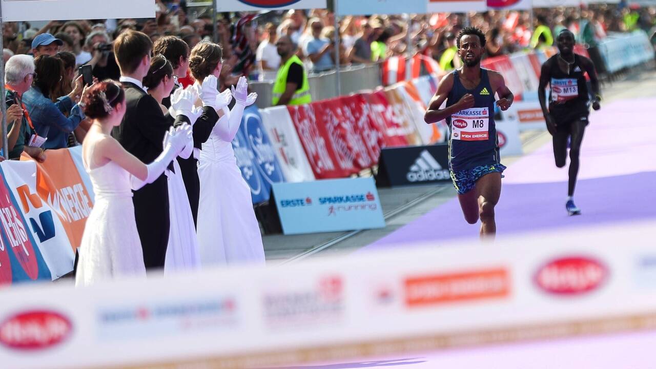 Der Zieleinlauf. 