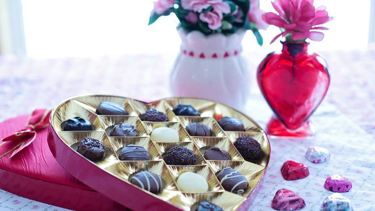 Auch Pralinen sind ein gängiges Muttertagsgeschenk.  