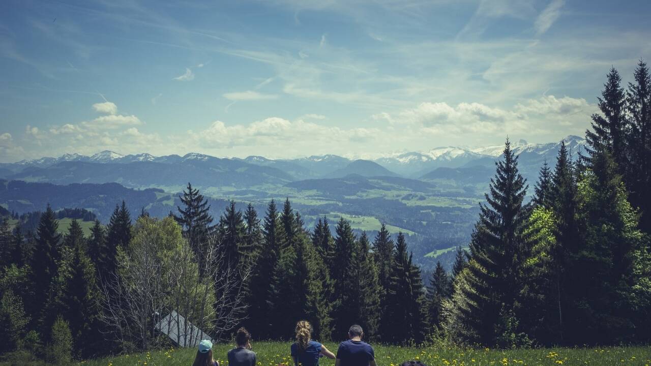 Um gemeinsame Zeit an Muttertag zu verbringen, ist ein Ausflug die ideale Lösung.  