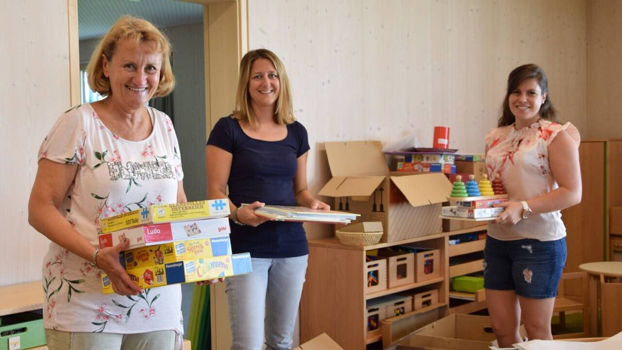 Leiterin Norma Mandl (v. l.) mit den Kindergartenpädagoginnen Maria Weißl-Feneberg und Sarah Kump. 