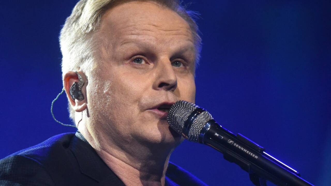 Herbert Grönemeyer liest bei „Verstörungen“.  Herbert Grönemeyer liest bei „Verstörungen“.