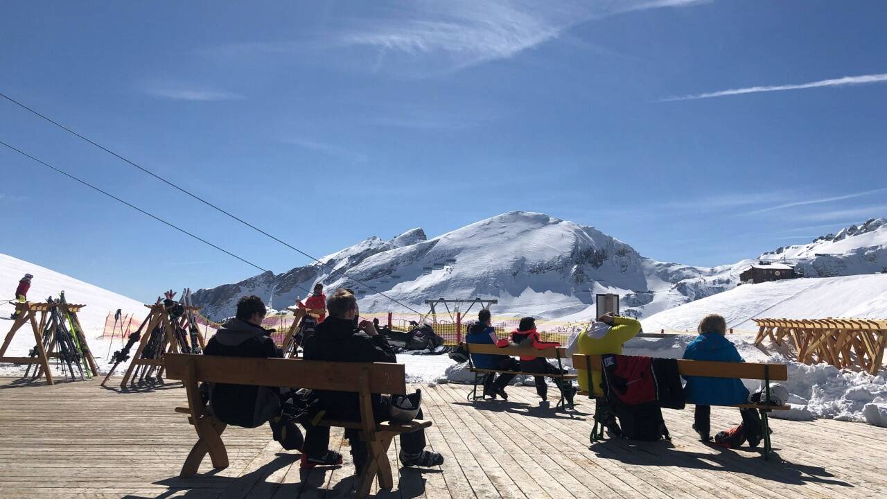 In der vergangenen Wintersaison musste Après-Ski ausfallen. Heuer soll es wieder klappen, denn die Gäste verlangen danach, sagt Walter Veit.  