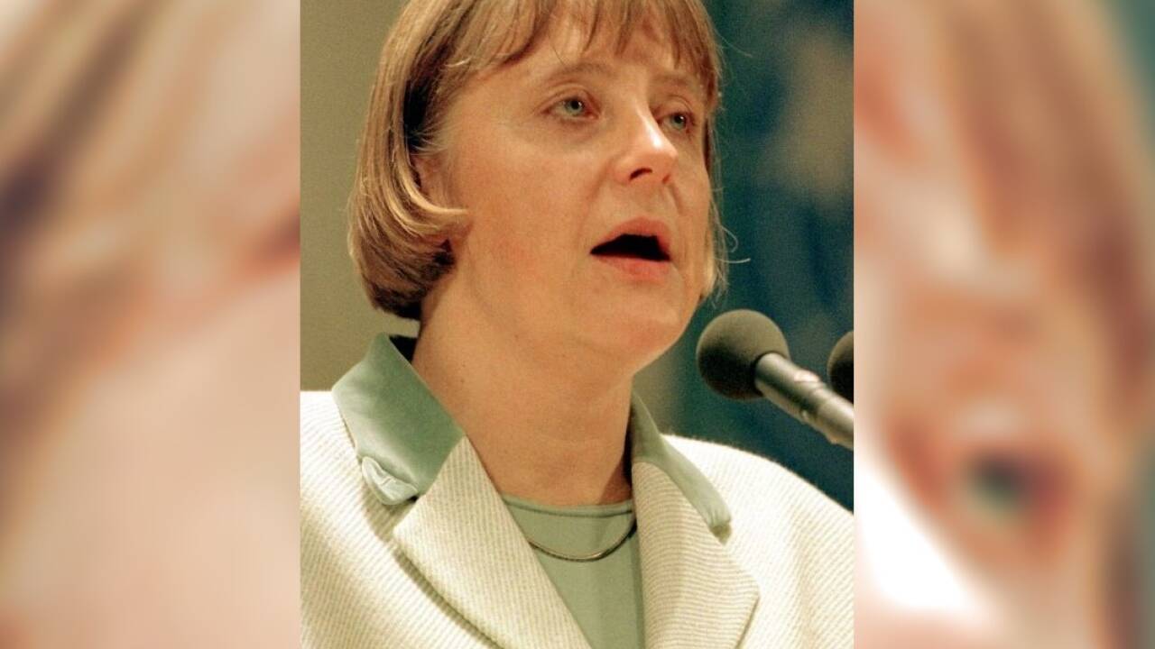 Big in Japan am 9. Dezember 1997: Die damalige Umweltministerin Angela Merkel bei der Klimakonferenz in Kyoto. 