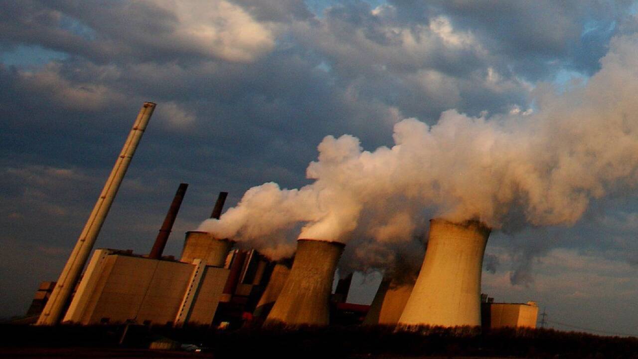 Mittlerweile laufen Industrie, Verkehr etc. wieder auf Hochtouren. 
