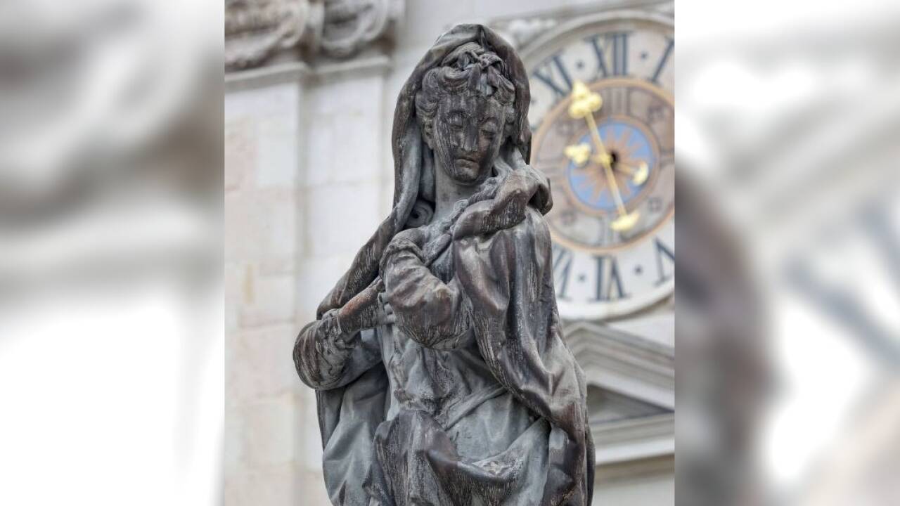 Die schöne Maria.  