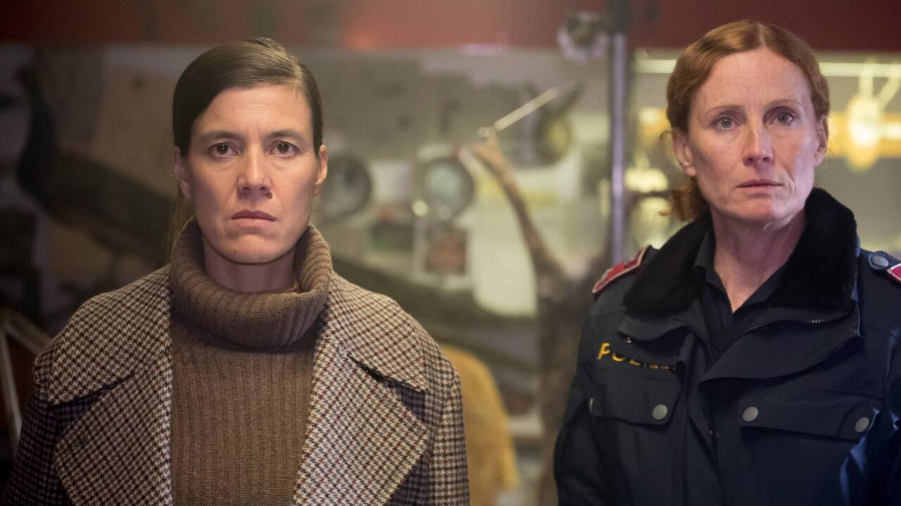 Pia Hierzegger und Jutta Fastian in „Waidmannsdank“. 