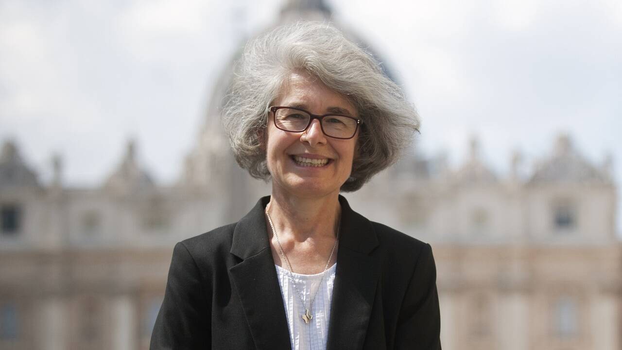 Die französische Ordensschwester Nathalie Becquart. 