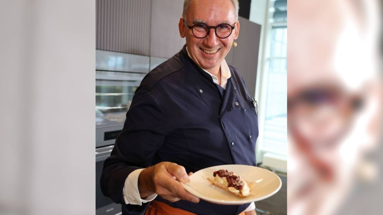 Warum heißen die Spagatkrapfen so, wie sie heißen? Roland Essl weiß es. 