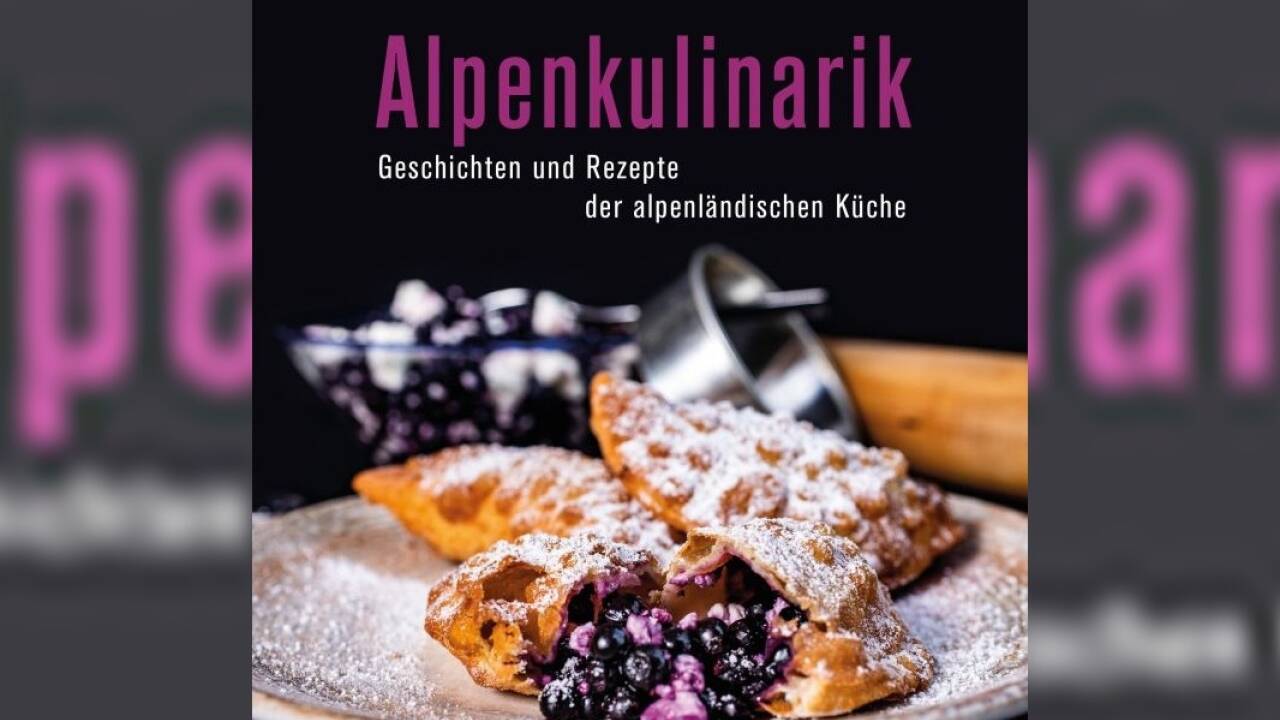 „Alpenkulinarik. Geschichten und Rezepte der alpenländischen Küche“ von Roland Essl ist im Verlag Anton Pustet erschienen. ISBN 978-3-7025-1024-4, Preis: 32 Euro. 