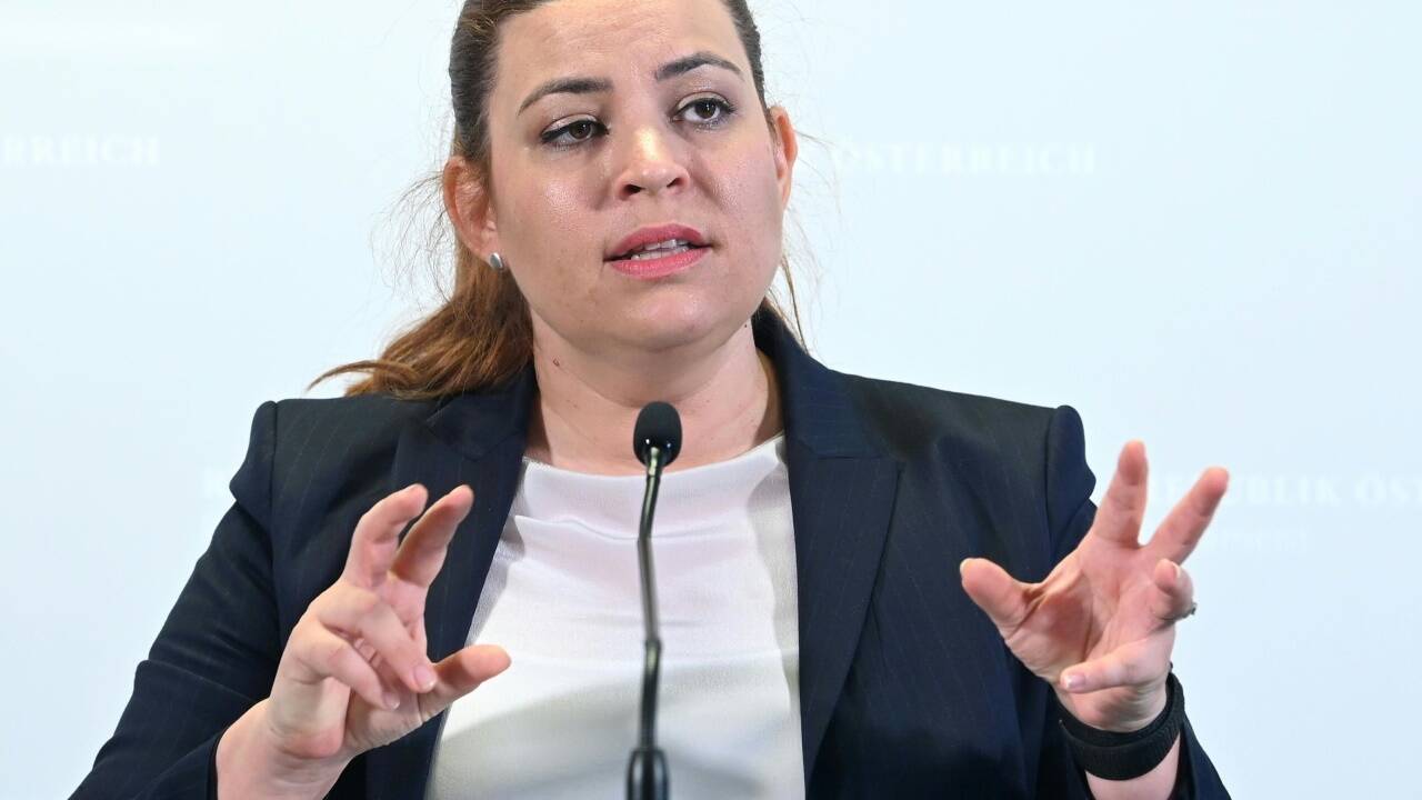 „Wir haben uns den Antrag der Opposition und den Untersuchungsgegenstand genau durchgeschaut“ – Nina Tomaselli saß für die Grünen bereits im Ibiza-U-Ausschuss.  