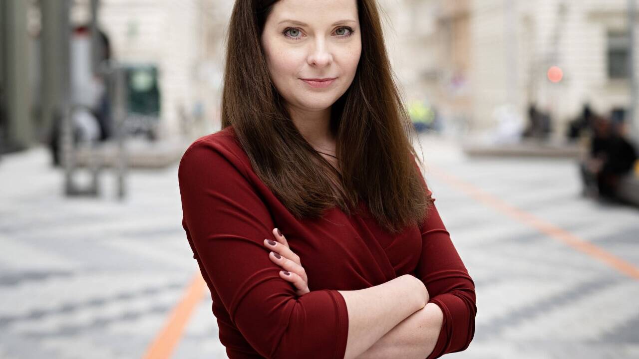 Veronika Bohrn Mena   Veronika Bohrn Mena