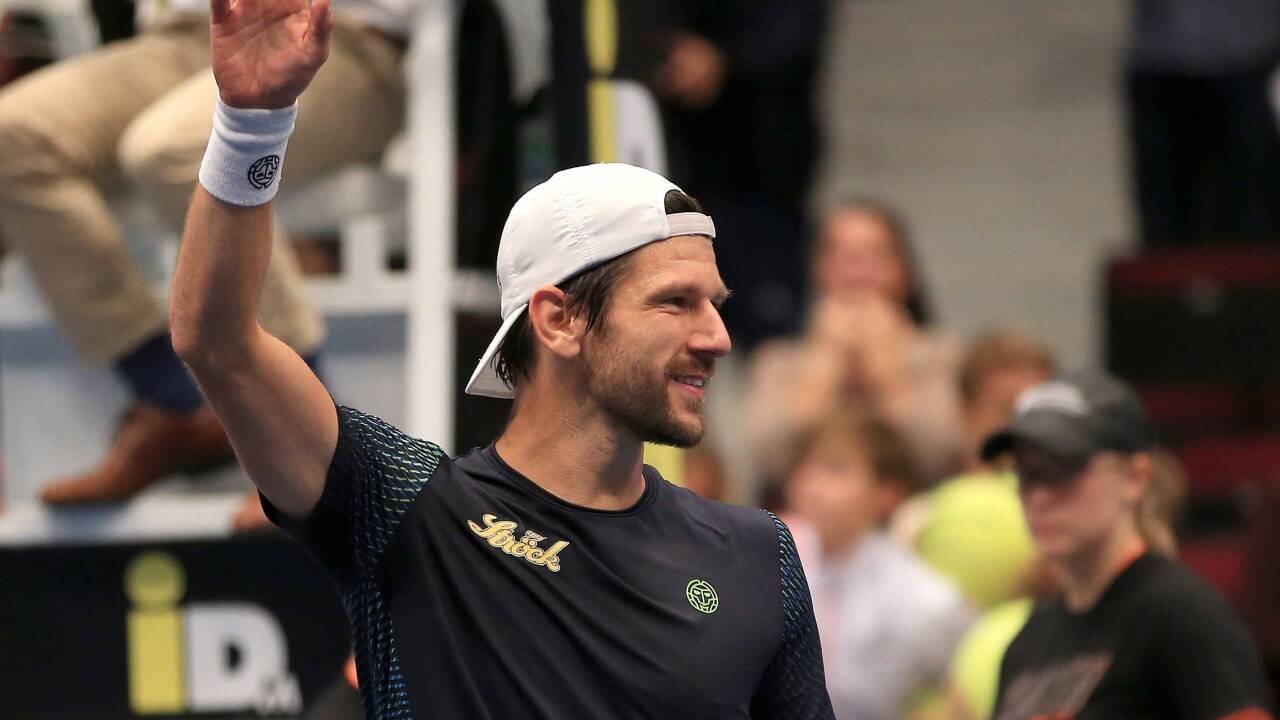 Jürgen Melzer verabschiedet sich vor Heimpublikum. Jürgen Melzer verabschiedet sich vor Heimpublikum.