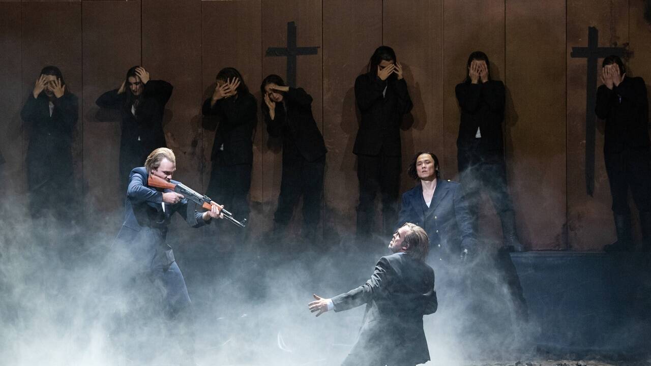 Weitere Bilder zur Salzburger „Macbeth“-Inszenierung 