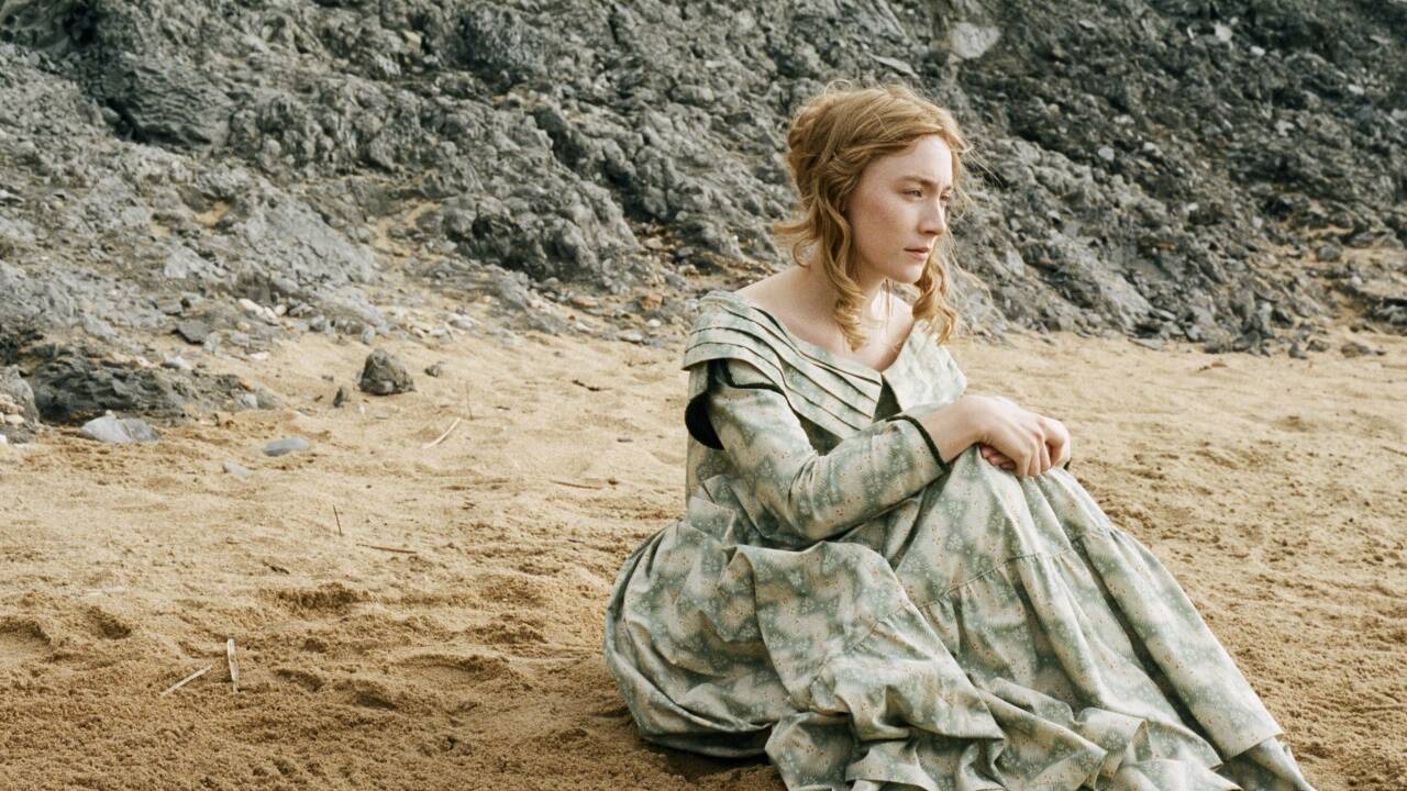 Charlotte (Saoirse Ronan) 