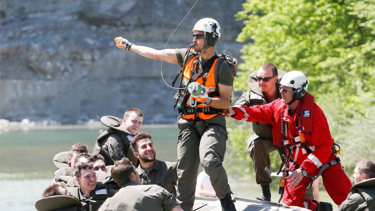 Katastrophenschutzübung des Bundesheeres am Freitag in Adnet. Katastrophenschutzübung des Bundesheeres am Freitag in Adnet.