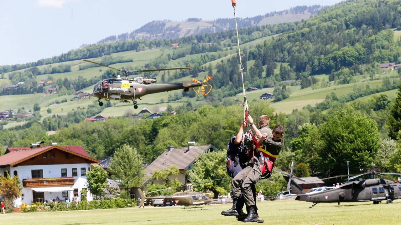 Katastrophenschutzübung des Bundesheeres am Freitag in Adnet. Katastrophenschutzübung des Bundesheeres am Freitag in Adnet.