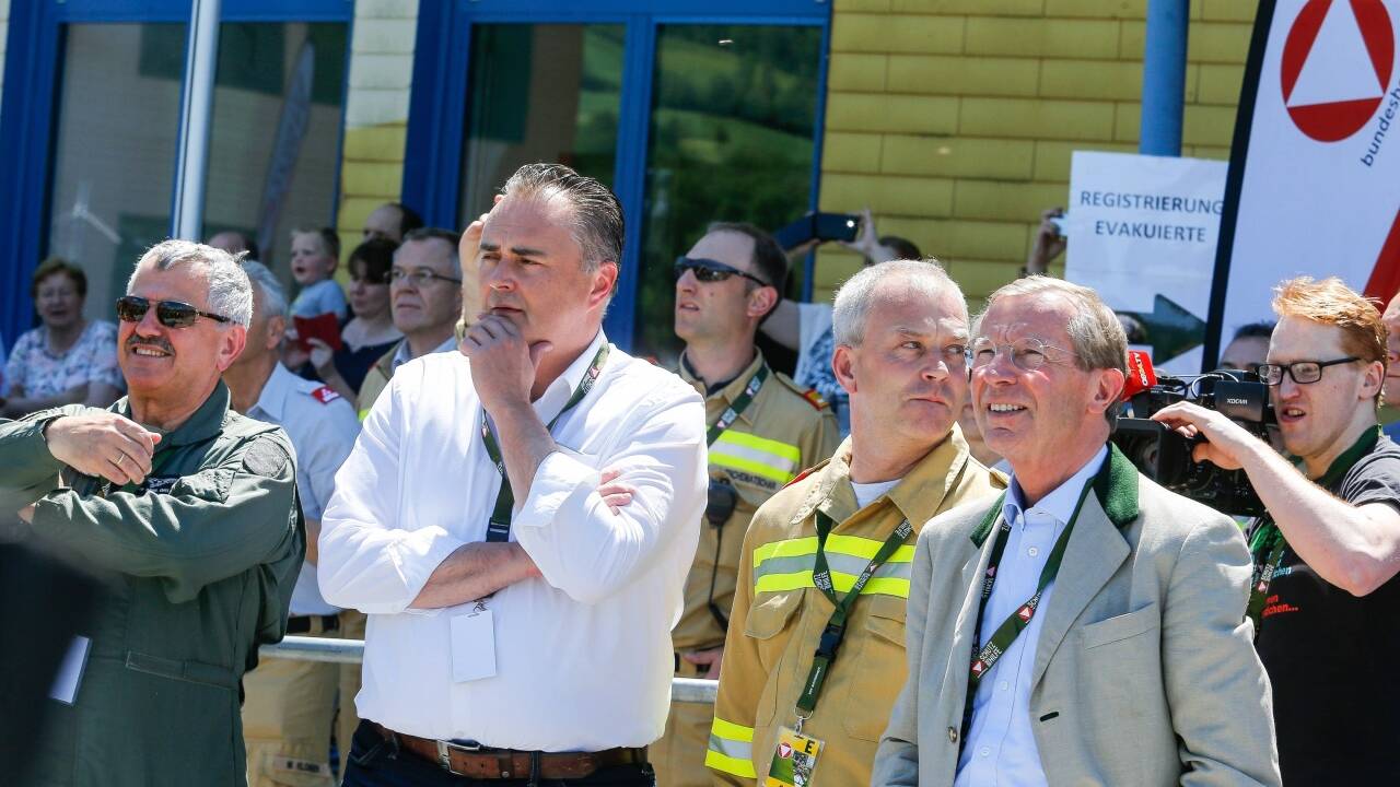 Katastrophenschutzübung des Bundesheeres am Freitag in Adnet. Katastrophenschutzübung des Bundesheeres am Freitag in Adnet.