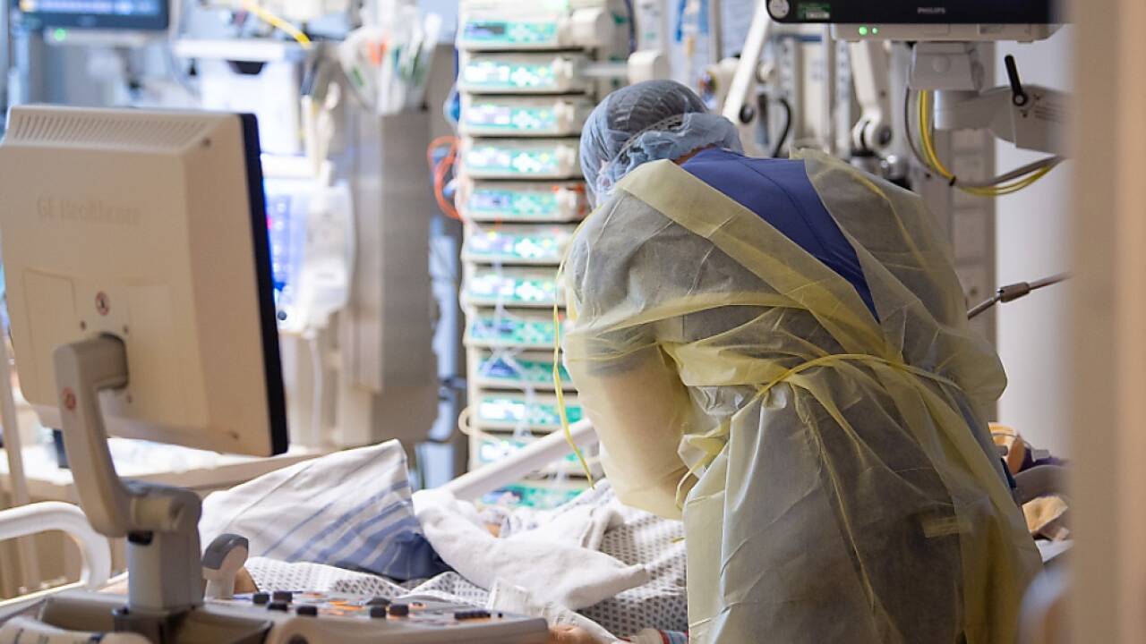 Ungeimpfte mit deutlich höherem Risiko mit Covid ins Spital zu kommen 