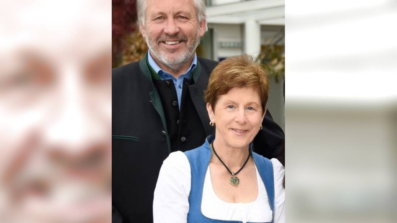 Josef und Dorothea Voithofer werden den Betrieb noch ein Jahr mitbetreuen. Josef und Dorothea Voithofer werden den Betrieb noch ein Jahr mitbetreuen.