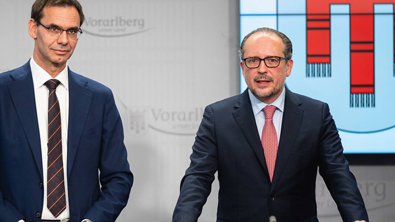 Schallenberg prophezeit für Ungeimpfte 'ungemütliche' Weihnachten 