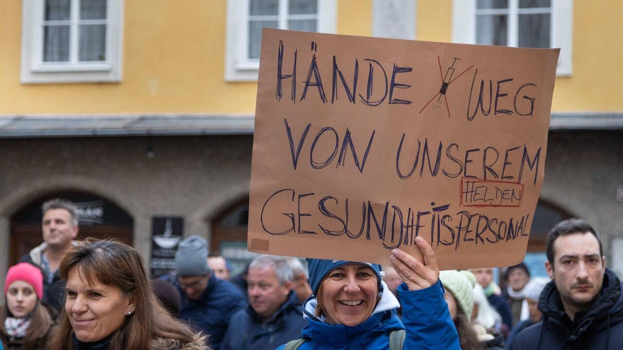 Demonstration gegen die Coronamaßnahmen der Regierung am Samstagnachmittag. 