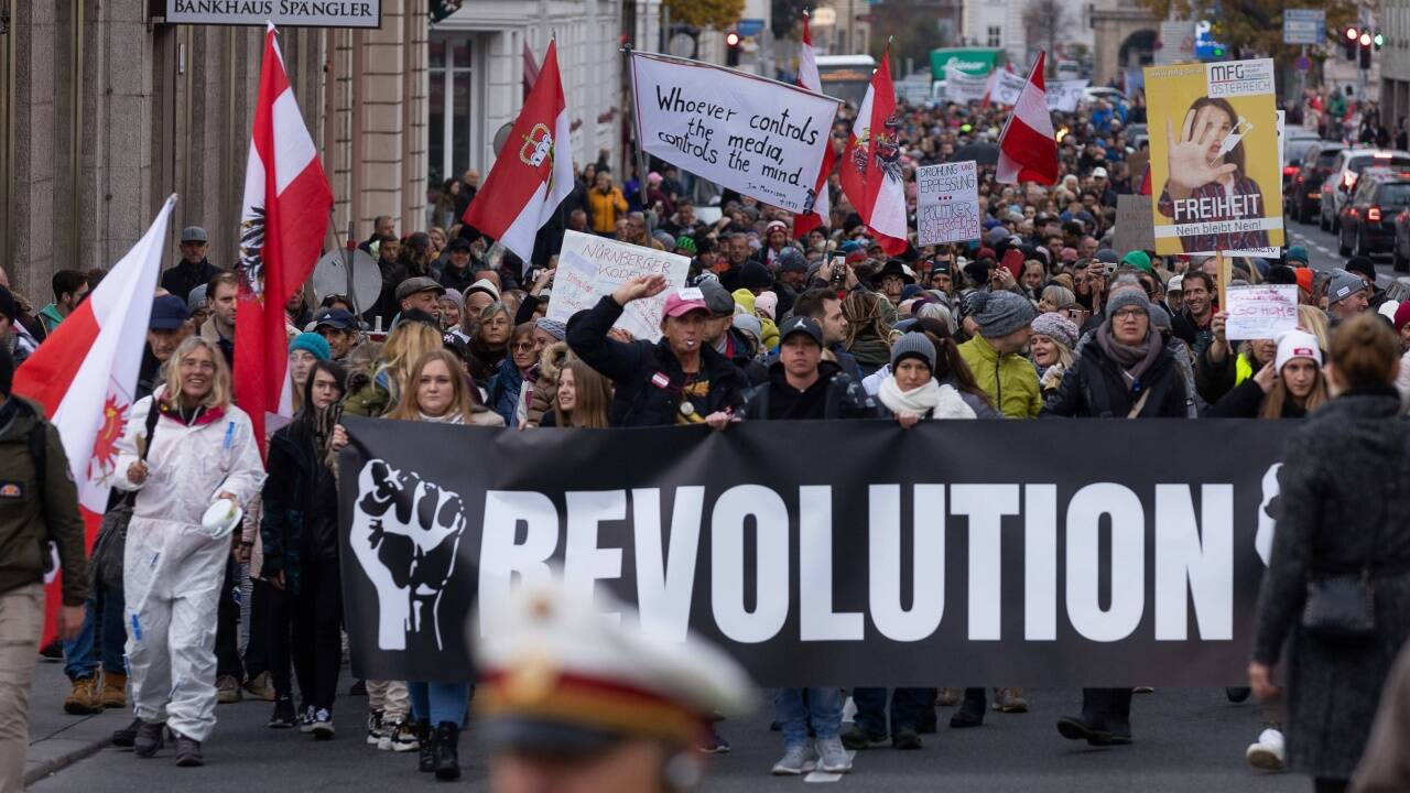 Demonstration gegen die Coronamaßnahmen der Regierung am Samstagnachmittag. 