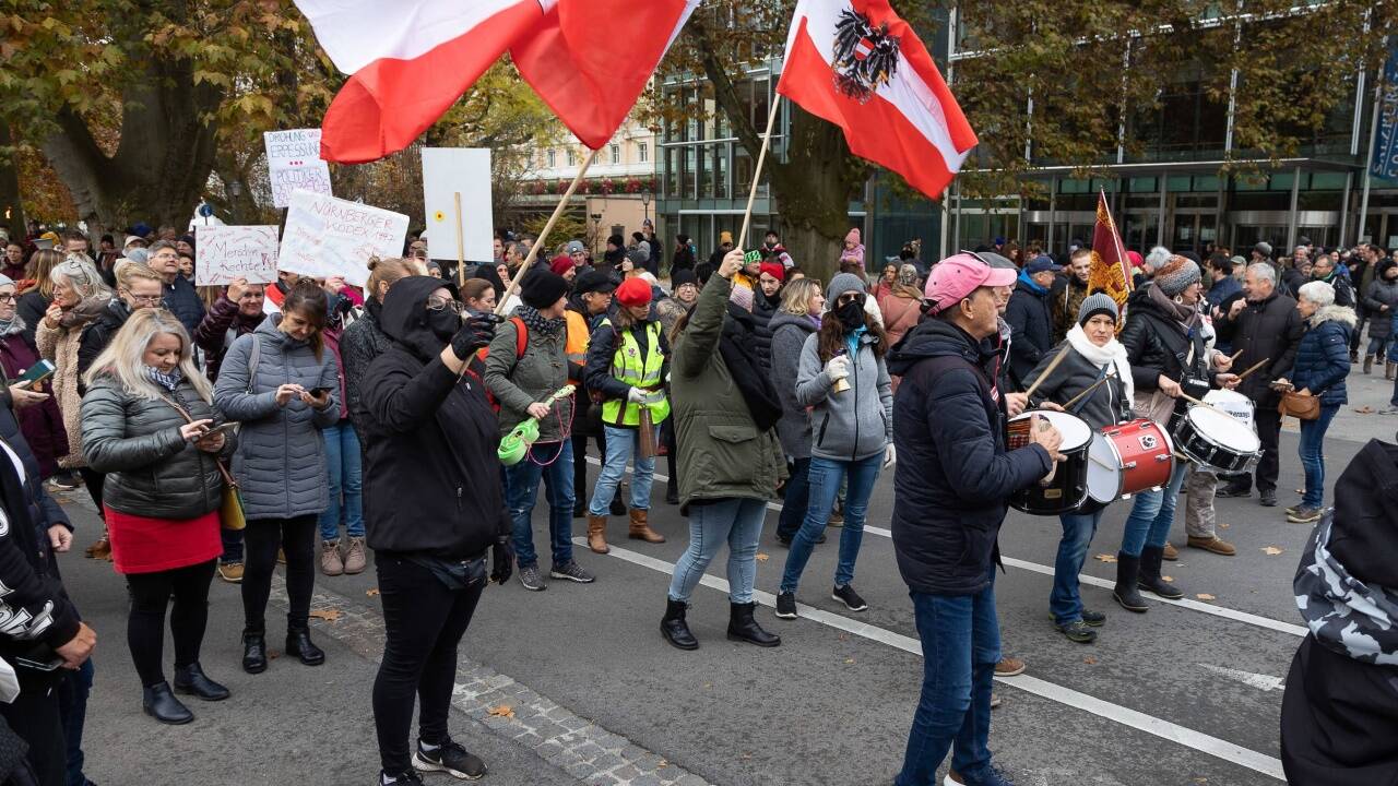 Demonstration gegen die Coronamaßnahmen der Regierung am Samstagnachmittag. 