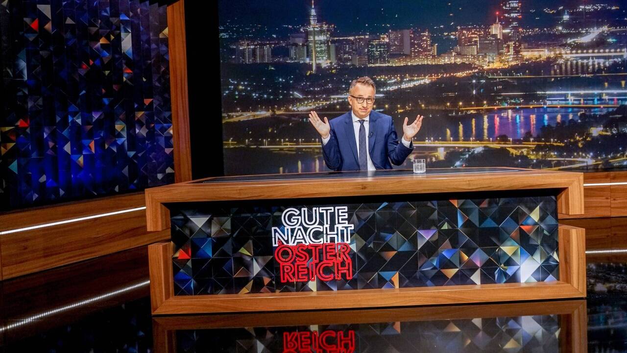 Ab 14. Jänner sagt Satiriker Peter Klien jeden Freitag wieder 'Gute Nacht Österreich'. 