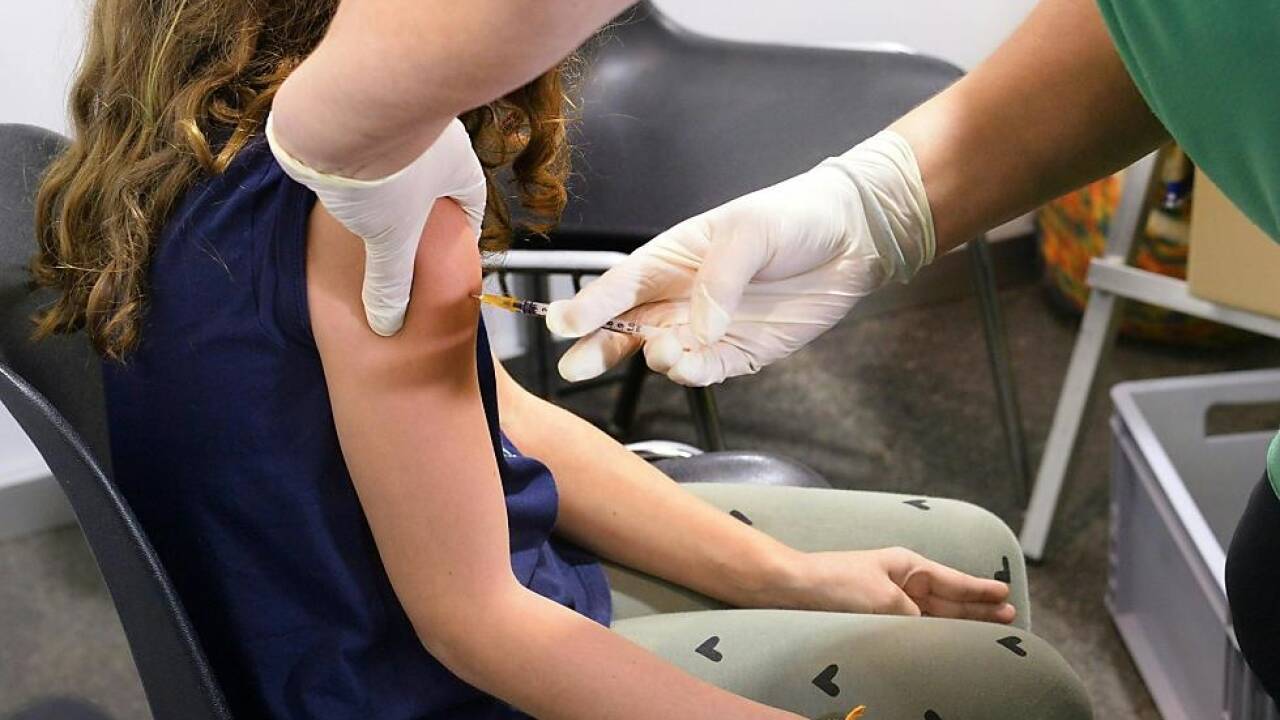 Gespräche zu Impfpflicht werden heute und morgen fortgesetzt Gespräche zu Impfpflicht werden heute und morgen fortgesetzt